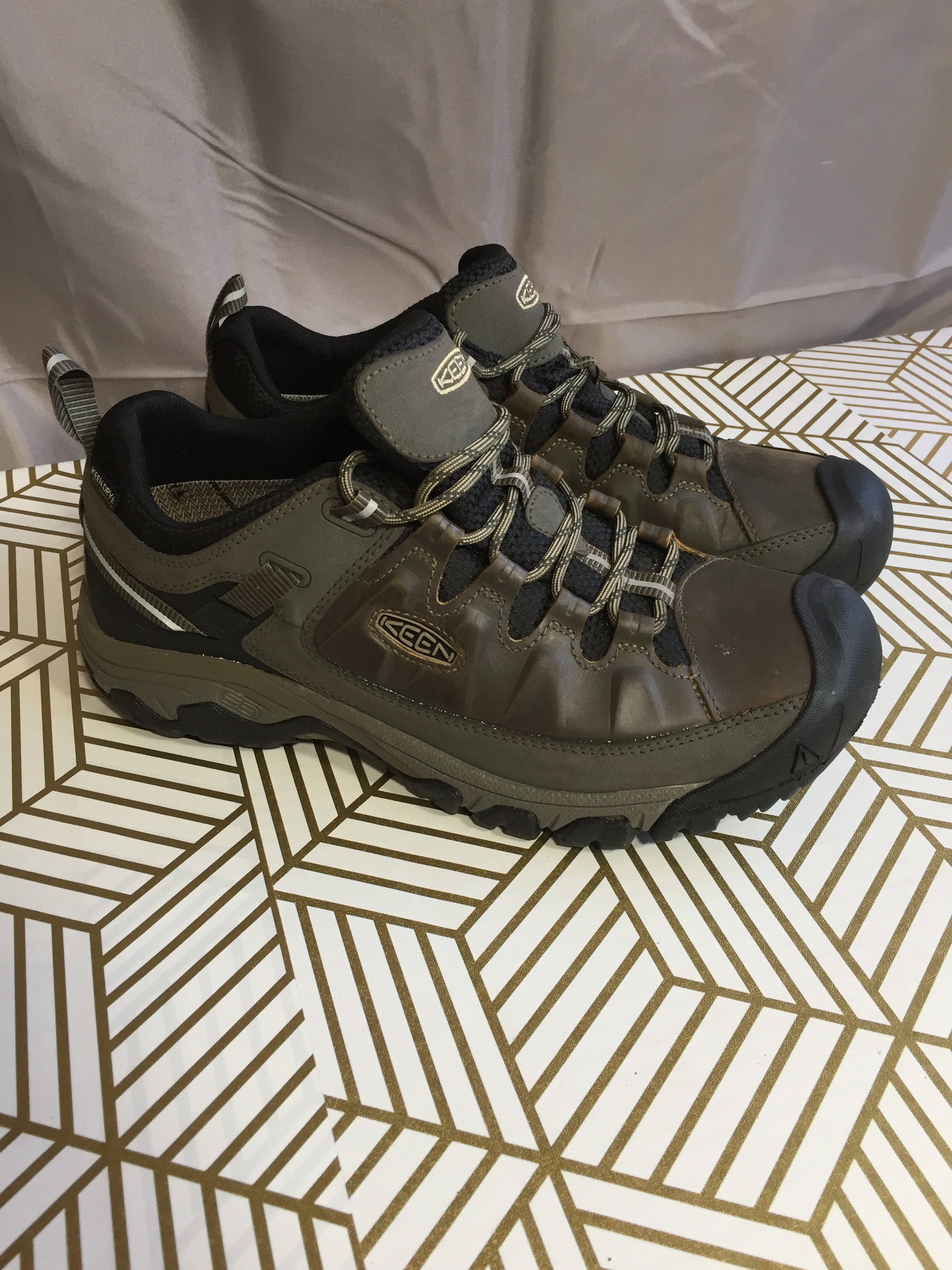 Keen Targhee 1018597 Men's US Size 10.5 Waterproof Hiking Shoes WIDE (8008193835246)